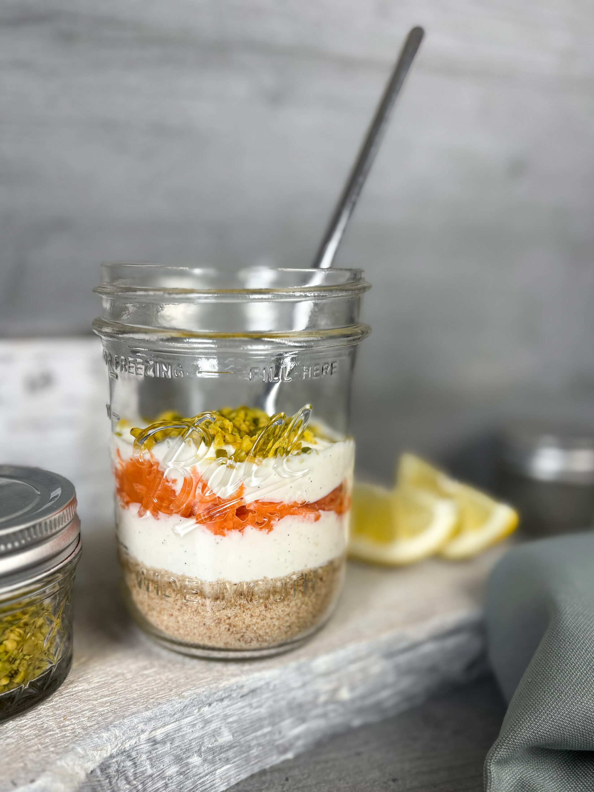 Karotten-Zitronen-Cheesecake Karotten-Zitronen-Cheesecake im Glas